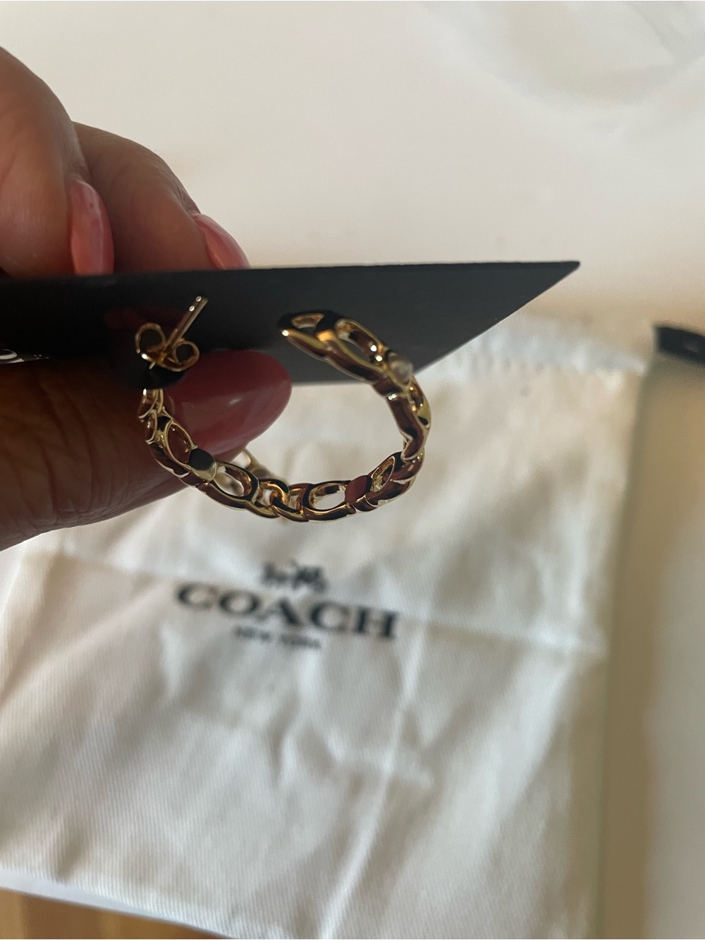 COACH Gold Chain-Link Hoop Earrings with Polished Finish - Picture 5 of 5